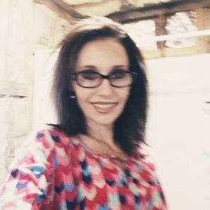 Meet your Posher, Amanda lynn